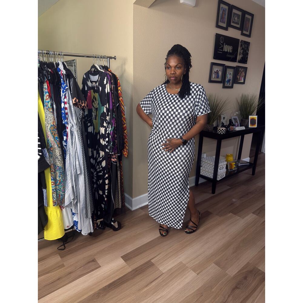 Oversized Mesh Dress Slip Feel in Checkerboard Print Size: 1XL